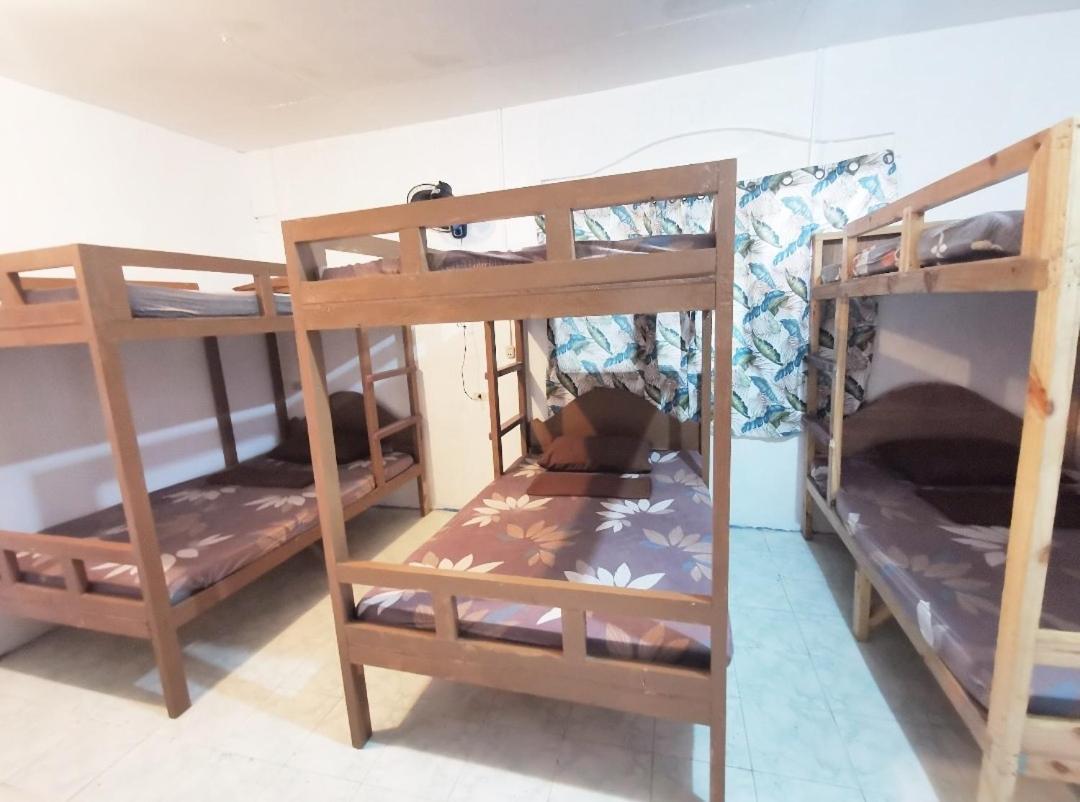 Seaside Hostel Malapascua Buitenkant foto