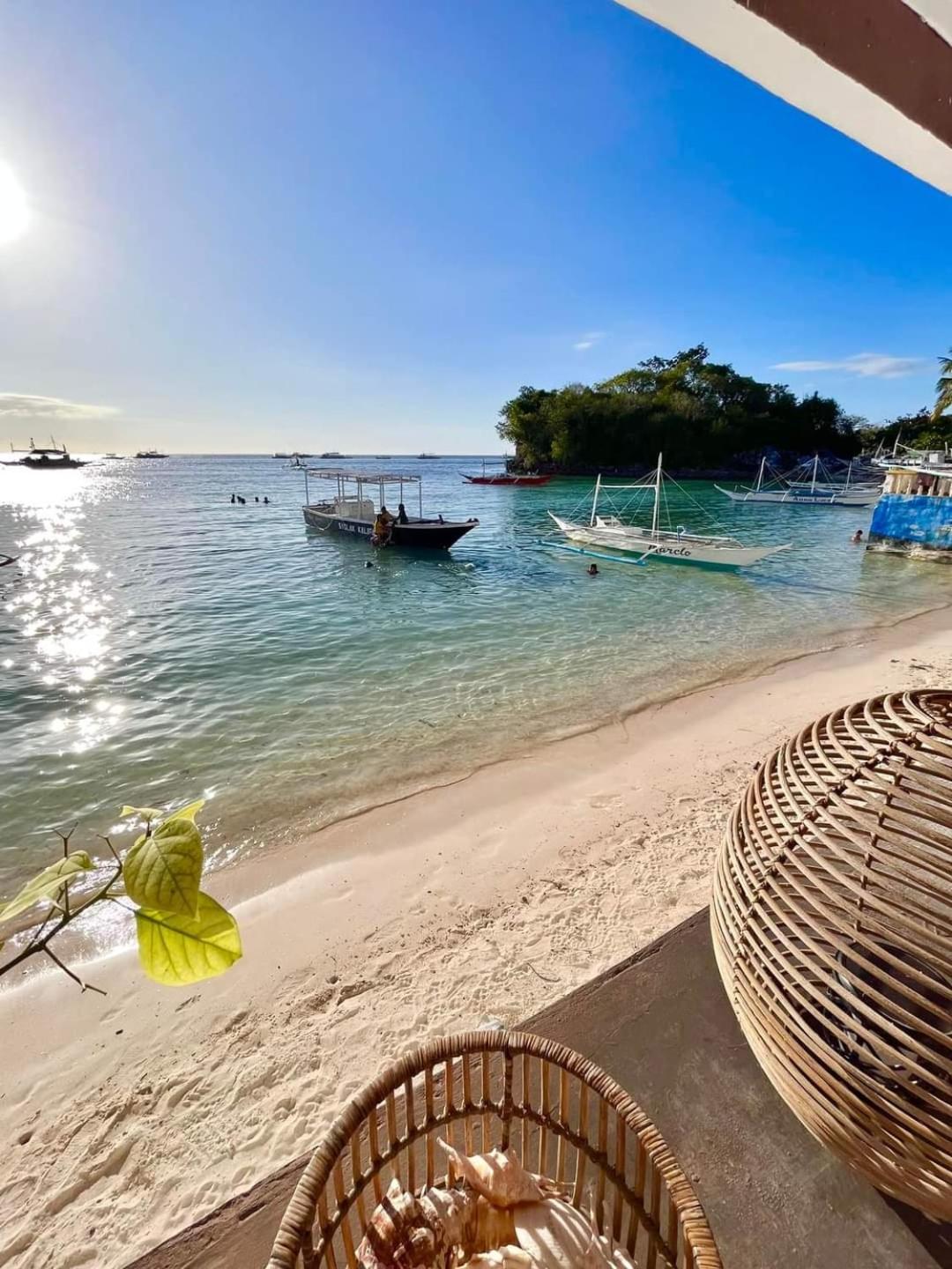 Seaside Hostel Malapascua Buitenkant foto